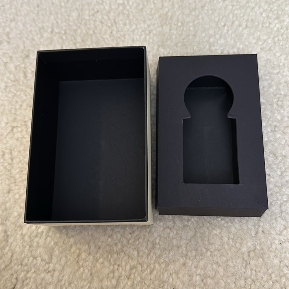 Jo Malone Gift Box - Picture 3 of 6